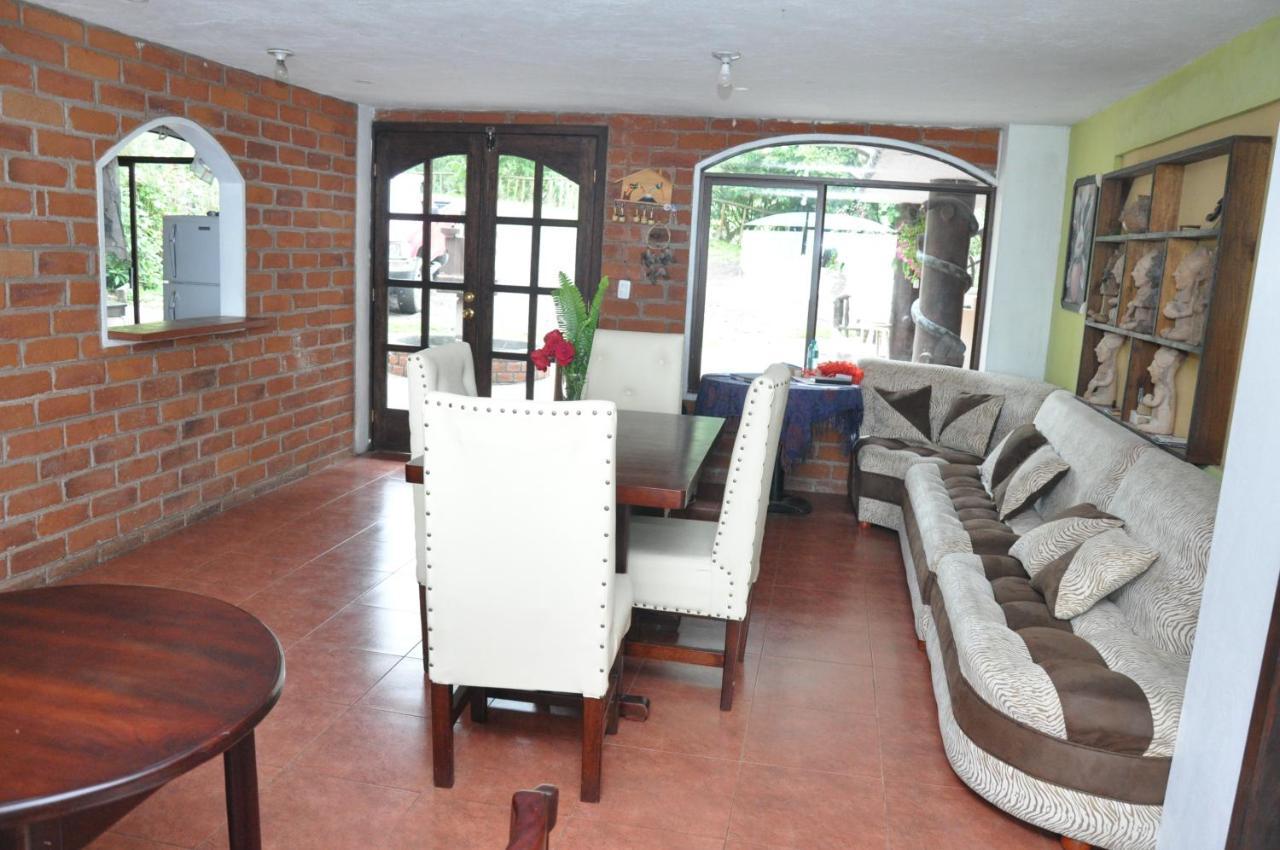 Casa De Campo El Descanso Banos  Luaran gambar